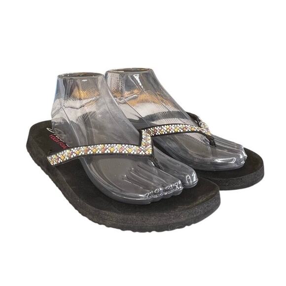 Womens Skechers Yoga Foam Crystal Studded Sandals Size 9 Black - Picture 2 of 5